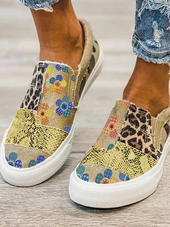 Women Casual Printing Closed Toe Sneakers Shoes