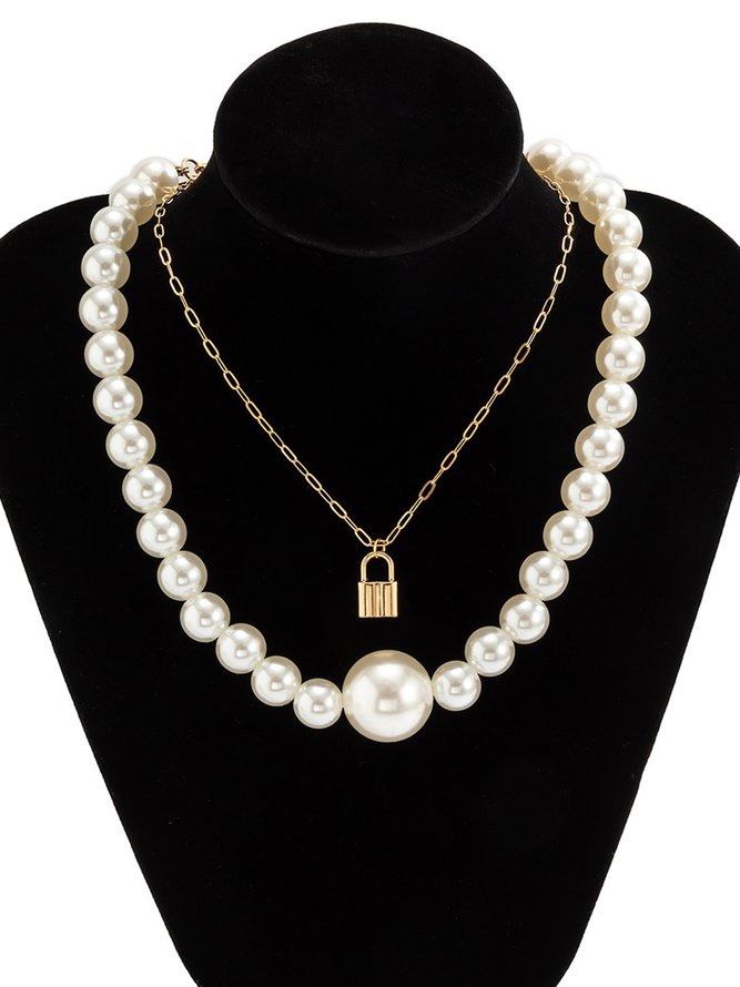 Vintage Exaggerated Pearl Beaded Necklace
