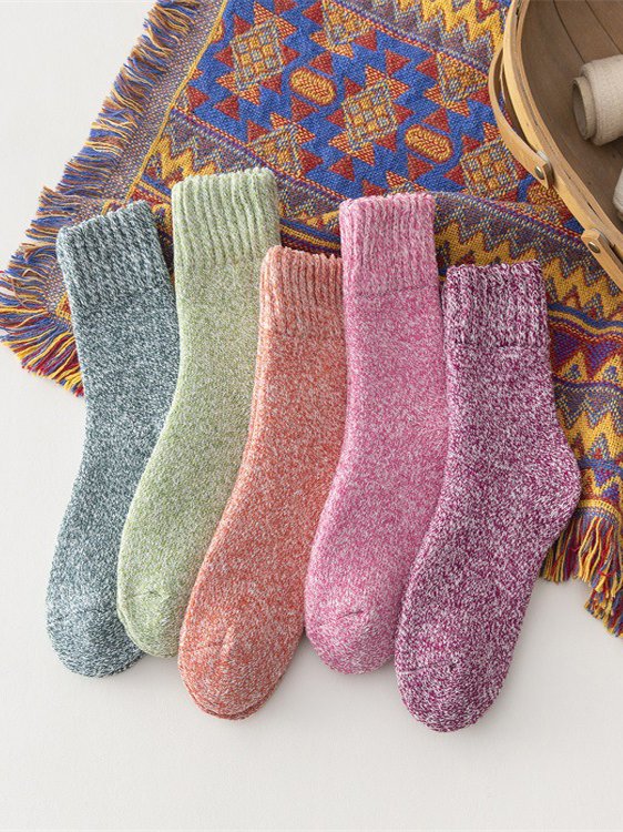 Casual Retro Plain Cotton Socks Everyday Accessories