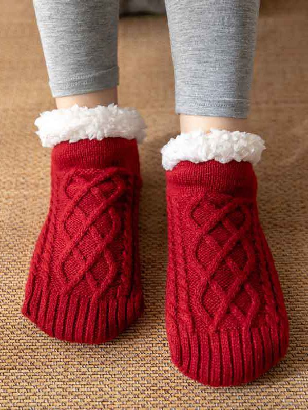 Leisure Home Coral Fleece Twist Pattern Floor Socks Pile Socks Autumn Winter Warm Thick