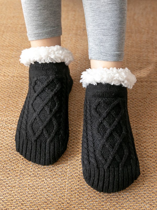 Leisure Home Coral Fleece Twist Pattern Floor Socks Pile Socks Autumn Winter Warm Thick