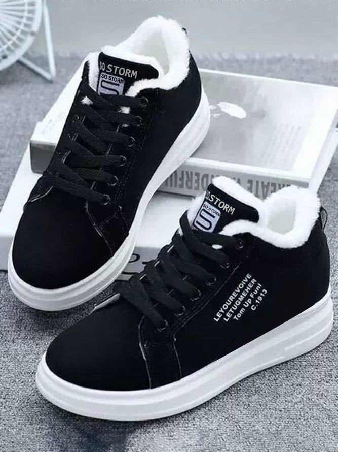 Text-print Warm Lined Lace-Up Sneakers
