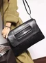 Women Large Capacity Commuting Magnetic Clutch Bag with Crossbody Strap