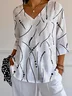 Women's V-neck three-quarter sleeve T-shirt